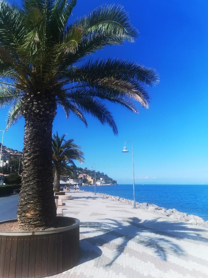 Casa Di Martina Lägenhet Porto Santo Stefano  Exteriör bild