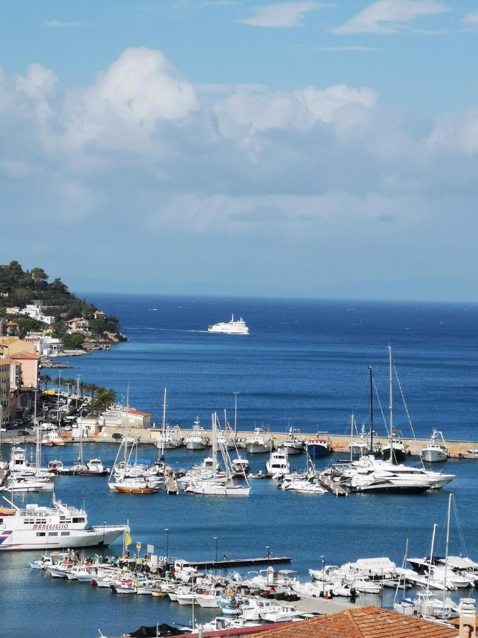 Casa Di Martina Lägenhet Porto Santo Stefano  Exteriör bild